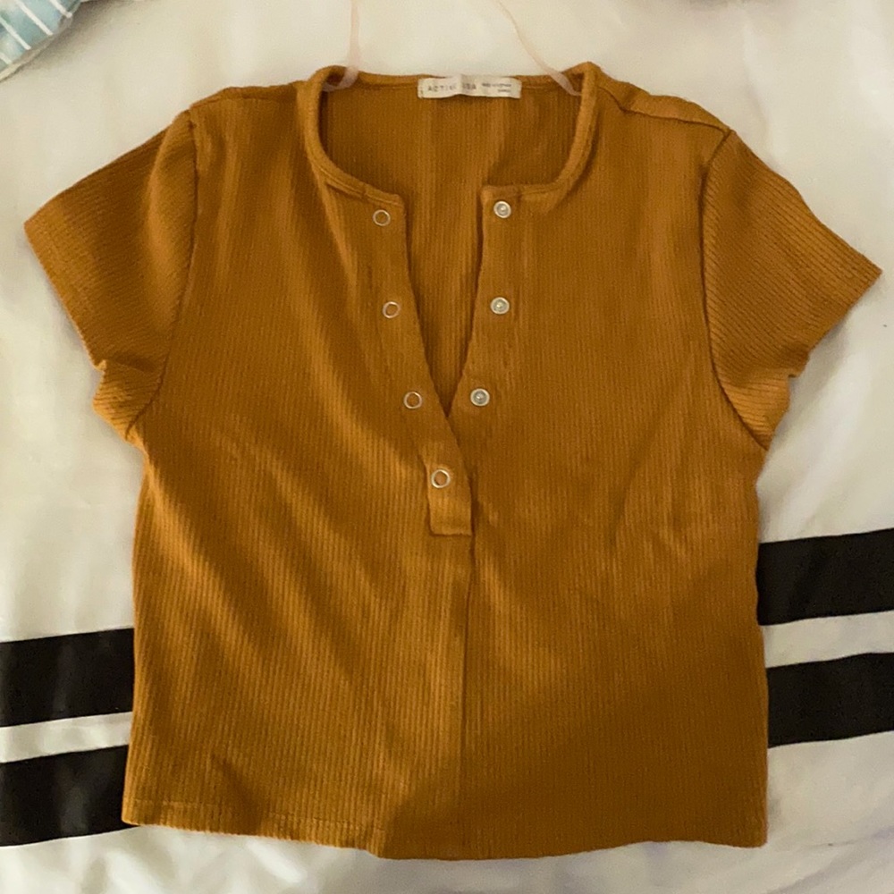 ACTIVE USA shirt made in Vietnam.
